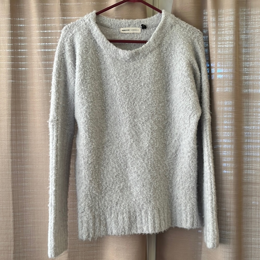 {Sleeping on Snow} Anthropologie- XS Cozy Sweater